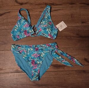 NWT Cyn & Luca Tropical Bikini Set